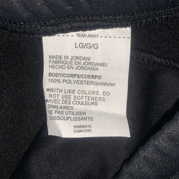 Men’s Black Under Armour Sweatpants - Picture 6 of 8